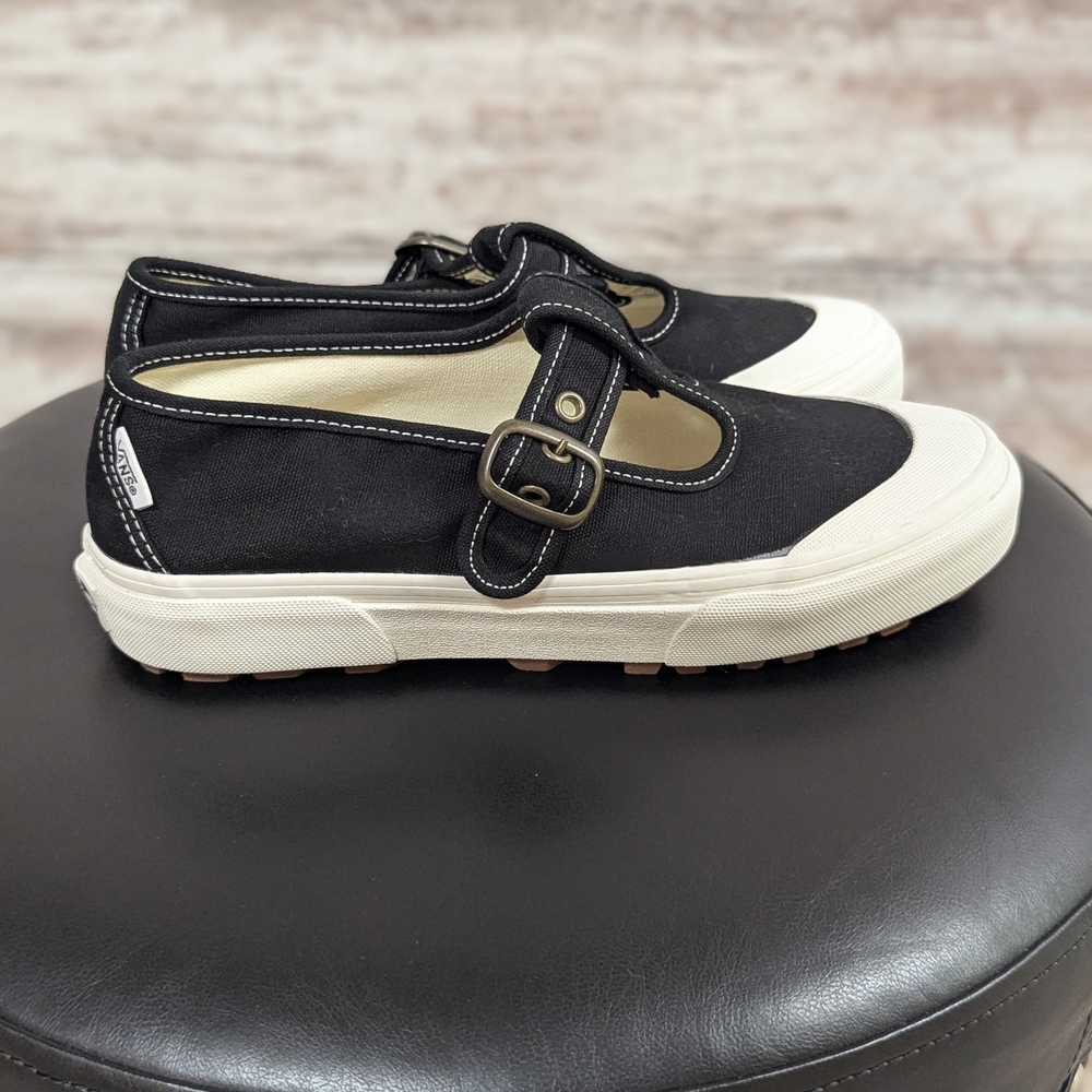Vans Black and White Style 93 Mary Janes